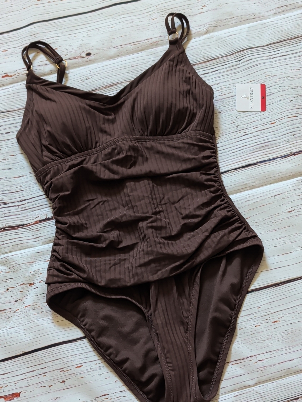 🆕 Ellen Tracy Brown Ruched One-Piece Swimsuit 🤎